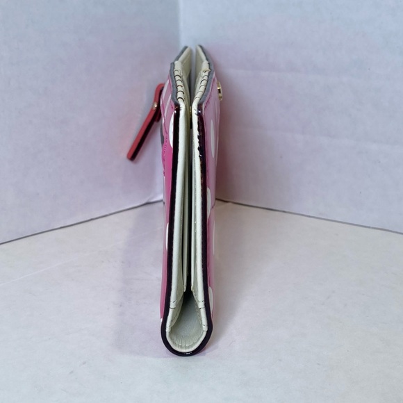 Kate Spade New York Carlisle Street Stacy Hot Pink Polka Dot Bi-Fold Wallet - Picture 3 of 12